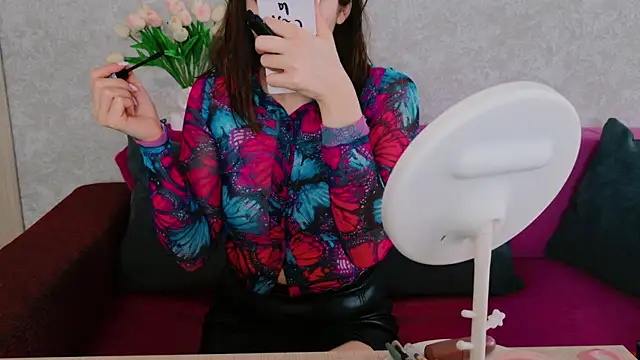 Snapshot of Miss_Arwen chatting on 14, 11, 2025 Miss Arwen online show from 14, 11, 2025