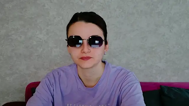 Snapshot of Miss_Arwen chatting on 2, 12, 2025 Miss Arwen online show from 2, 12, 2025