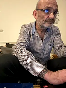 Shyboy817 online show from 10, 11, 2025