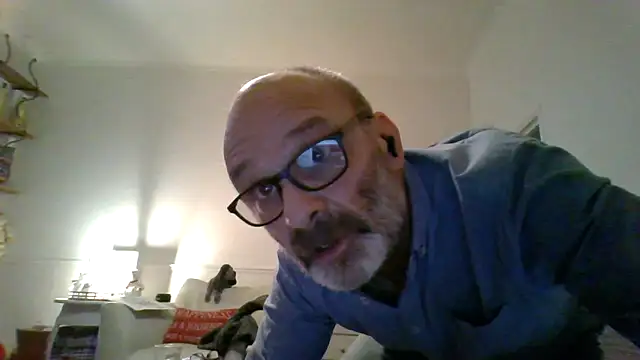 Shyboy817 online show from 17, 12, 2025