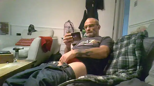 Shyboy817 online show from 13, 1, 2026