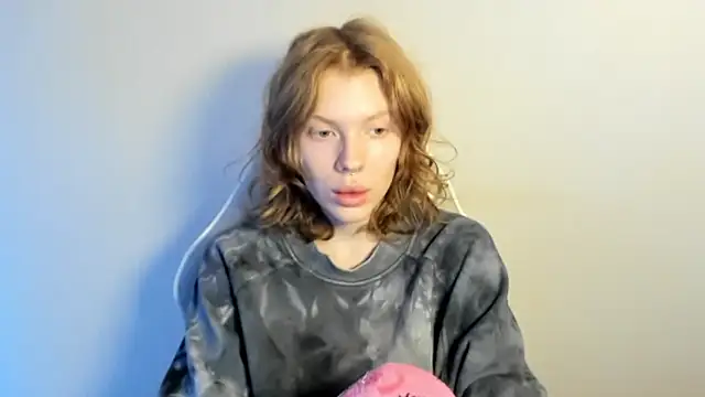 StellaDavis online show from 17, 12, 2025