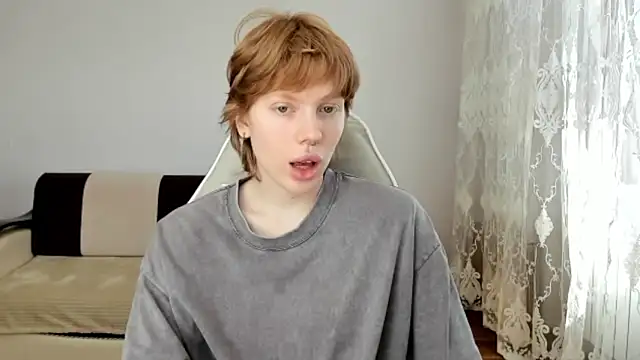 Snapshot of StellaDavis chatting on 17, 5, 2026 StellaDavis online show from 17, 5, 2026