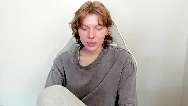 StellaDavis online show from 7, 3, 2026