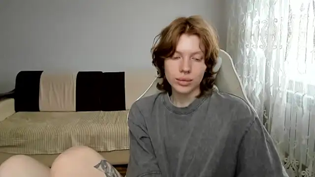 StellaDavis online show from 5, 4, 2026