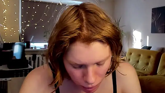 Snapshot of StellaDavis chatting on 25, 2, 2025 StellaDavis online show from 25, 2, 2025