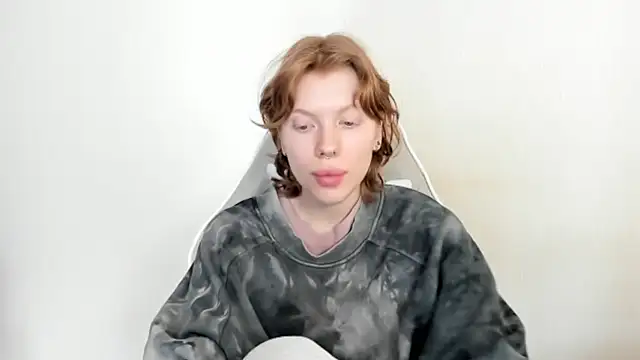 StellaDavis online show from 9, 2, 2026