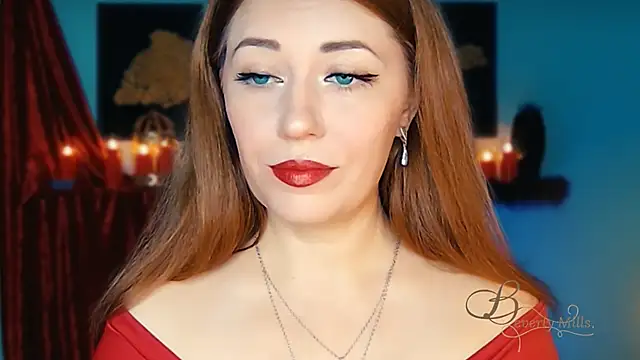 Snapshot of MissBeverlyMills chatting on 25, 10, 2025 MissBeverlyMills online show from 25, 10, 2025