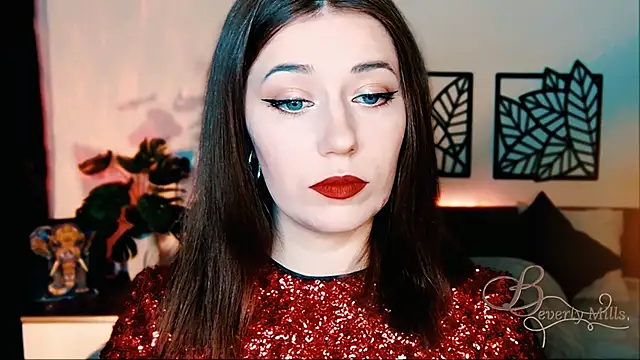 Snapshot of MissBeverlyMills chatting on 2, 3, 2025 MissBeverlyMills online show from 2, 3, 2025