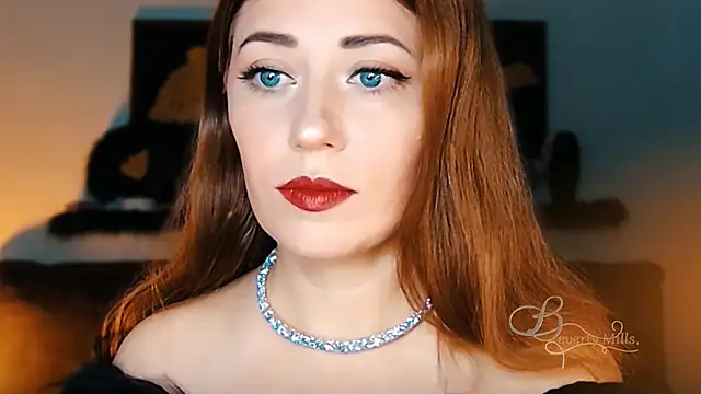 Snapshot of MissBeverlyMills chatting on 12, 10, 2025 MissBeverlyMills online show from 12, 10, 2025