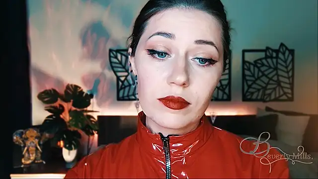 Snapshot of MissBeverlyMills chatting on 15, 2, 2025 MissBeverlyMills online show from 15, 2, 2025