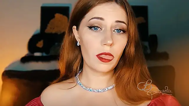 Snapshot of MissBeverlyMills chatting on 30, 9, 2025 MissBeverlyMills online show from 30, 9, 2025