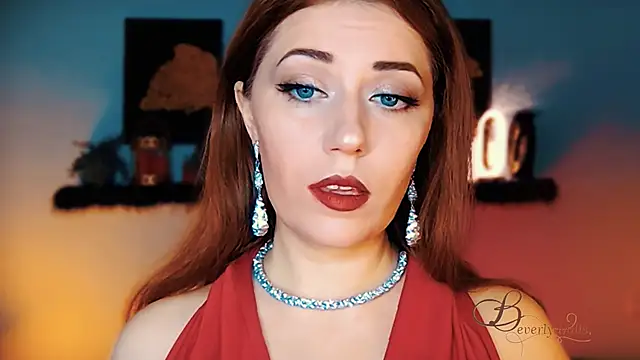 MissBeverlyMills online show from 23, 11, 2025