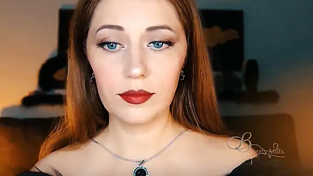 Snapshot of MissBeverlyMills chatting on 9, 10, 2025 MissBeverlyMills online show from 9, 10, 2025