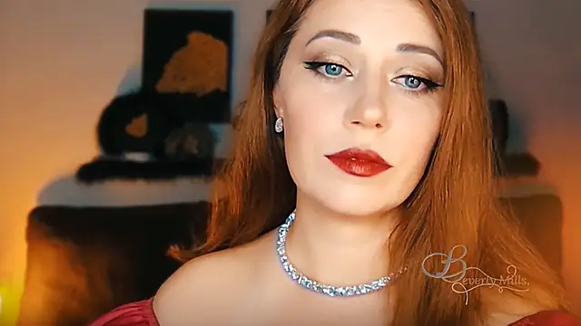 Snapshot of MissBeverlyMills chatting on 21, 9, 2025 MissBeverlyMills online show from 21, 9, 2025