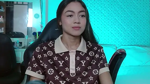 Snapshot of hantonella_ chatting on 24, 7, 2026 hantonella online show from 24, 7, 2026
