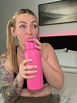 MaggieMayI89 online show from 5, 6, 2026