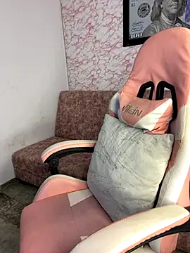Tamara Lubezkii online show from 17, 9, 2025