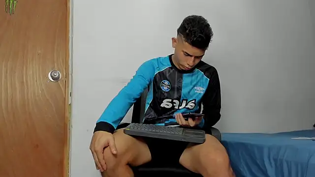 andrew rose  online show from 9, 3, 2026