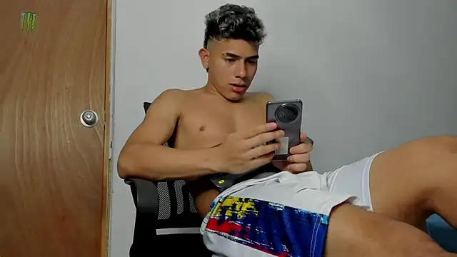 andrew rose  online show from 14, 2, 2026