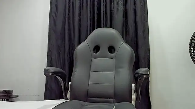 andrew rose  online show from 26, 2, 2025