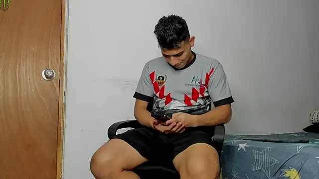 andrew rose  online show from 26, 2, 2026