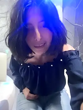 Anahi cake online show from 15, 12, 2025