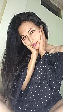 Anahi cake online show from 18, 2, 2025