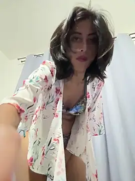 Anahi cake online show from 1, 5, 2026