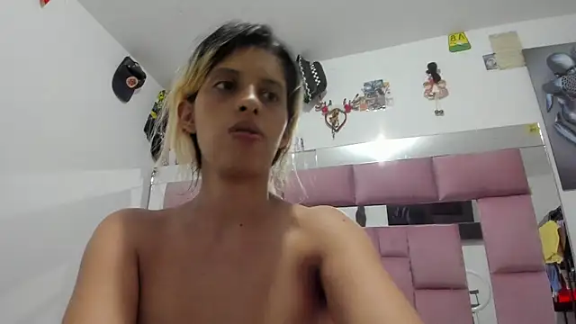 bigcock iris08 online show from 1, 10, 2025