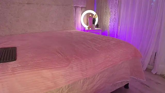 VeronicaMartiin online show from 27, 10, 2025