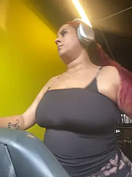 LindaRey  online show from 10, 11, 2025