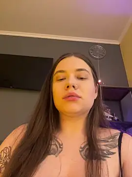 Snapshot of Vikki_toriya chatting on 27, 11, 2025 Vikki toriya online show from 27, 11, 2025