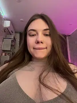 Vikki toriya online show from 27, 2, 2025