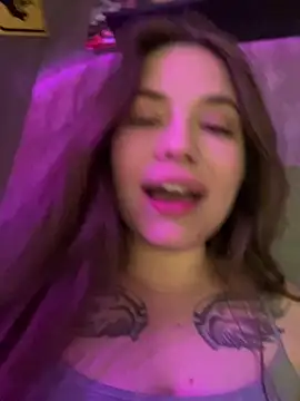 Vikki toriya online show from 27, 4, 2026