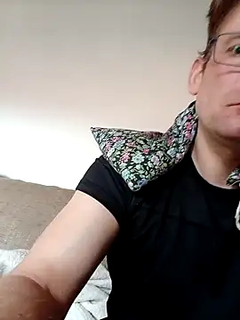 MArciQuarky online show from 15, 2, 2025