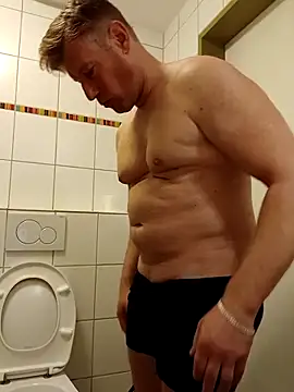 MArciQuarky online show from 4, 10, 2025