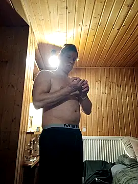 MArciQuarky online show from 26, 11, 2025