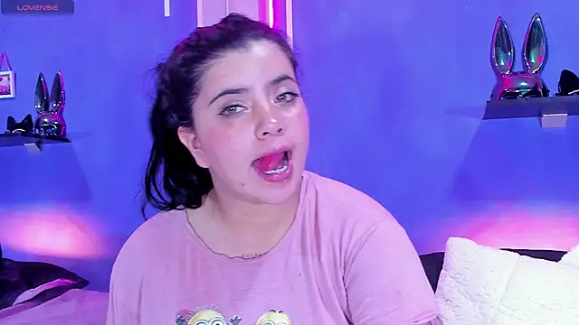 Alexa Espinoza online show from 20, 12, 2024