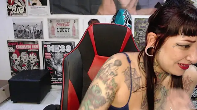 Rollyderolandia666 online show from 13, 4, 2026