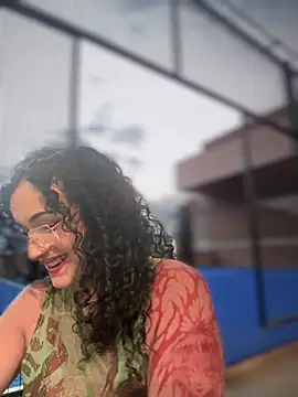 Electra doll  online show from 6, 3, 2026