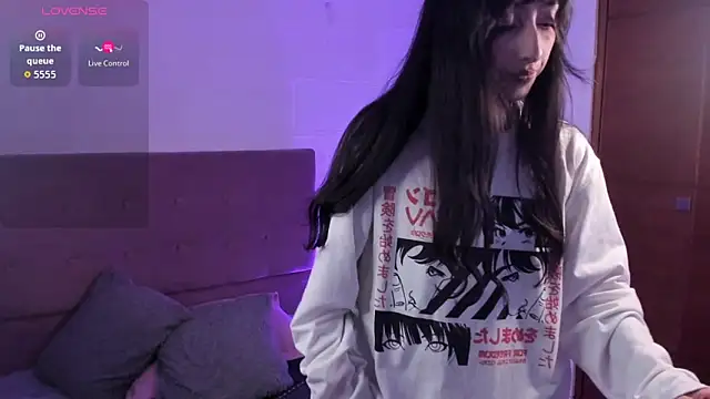 v1cky  online show from 6, 11, 2025