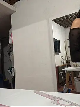 v1cky  online show from 9, 10, 2025