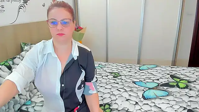 Adelamilfsex online show from 10, 3, 2026