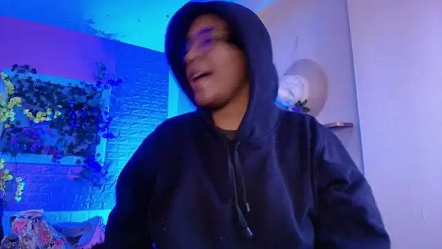 Emmapark  online show from 30, 11, 2025