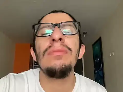 littlelatinhunter online show from 5, 2, 2026