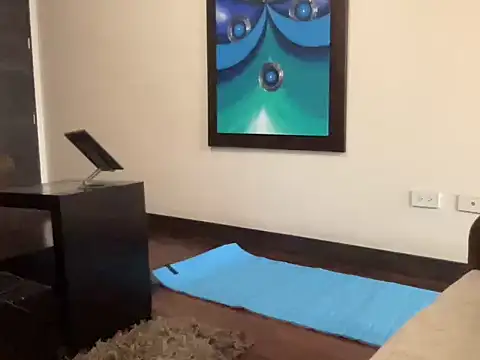 littlelatinhunter online show from 3, 3, 2026