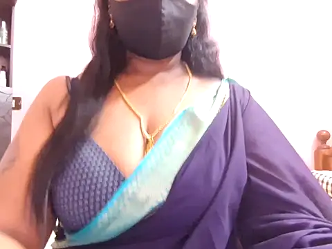 Snapshot of Pallavi-sri chatting on 25, 5, 2026 Pallavi-sri online show from 25, 5, 2026