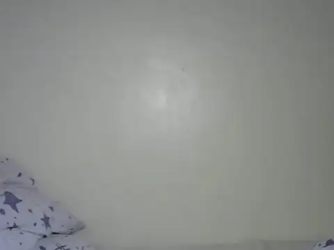 Snapshot of Novah_ chatting on 18, 10, 2025 Novah online show from 18, 10, 2025