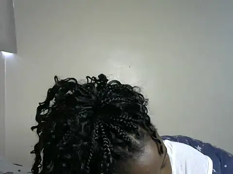 Snapshot of Novah_ chatting on 23, 10, 2025 Novah online show from 23, 10, 2025